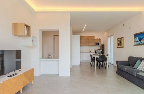 Cologna Apartment | Nice apartment for 5 guests with WIFI, TV, patio and panoramic view