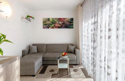 Predazzo Apartment | Night and day 4
