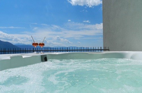 San Genesio Atesino Apartment | NoAN Panorama Suite Arendt