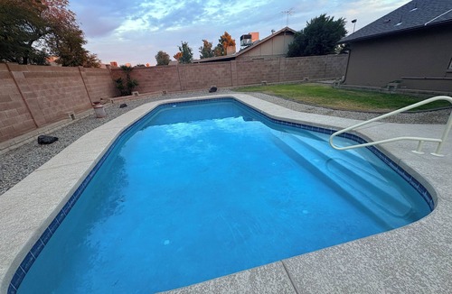 Copperwood House | Oasis at Garden. Pool. 4 Beds. Big TVs