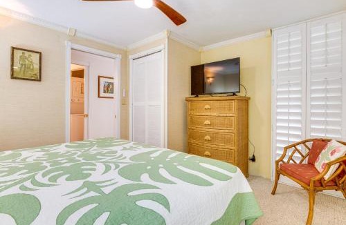 Punaluu House | Oceanfront Condo: Stunning Sunrise & Ocean Views