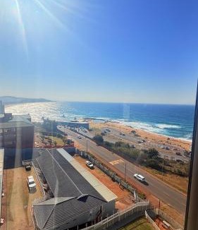 Scottburgh Apartment | Oceans Whisper 704 beach apartment gated & Lift access