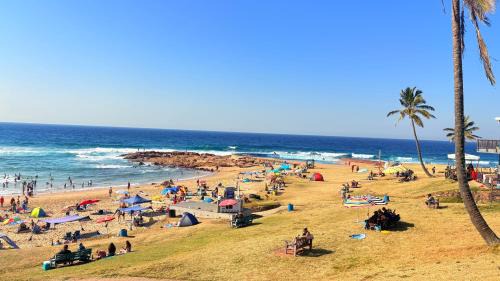 Scottburgh Apartment | Oceans Whisper 704 beach apartment gated & Lift access