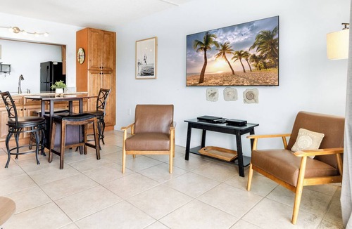 Avon By The Sea Condo | Oceanview Condo Next to Cocoa Beach Pier w/Heated Pool, BBQ Grills & Rooftop Access ☀️