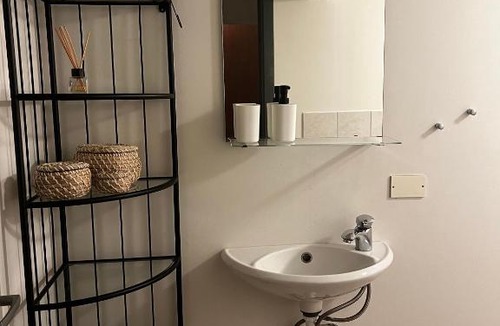 Keflavik House | Odin's Homestay, Keflavik airport area