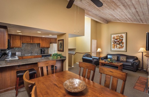 Flagstaff Resort | OFFICIAL LISTING | Wyndham - Flagstaff 1 BR Near Grand Canyon, Swim/Golf Onsite
