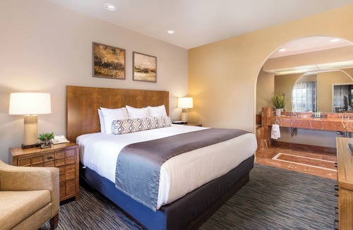South Mountain Resort | OFFICIAL LISTING | Wyndham - Legacy Golf Resort 1 BR: WIFI, Pool, Golf ONSITE