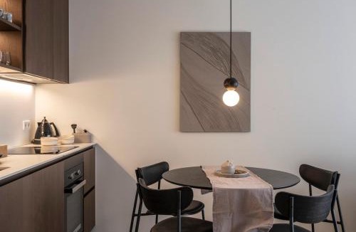Vesturbær Apartment | Old Harbour Reykjavík - Sauna and Free Parking