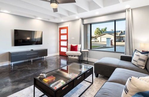 Park Scottsdale Four House | Old Town Fun House | 3 mins to all the action!