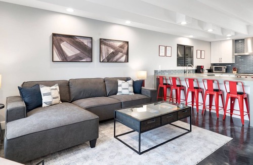 Park Scottsdale Four House | Old Town Fun House | 3 mins to all the action!