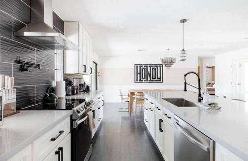 Park Scottsdale One House | Old Town Ranch just 5 Minutes to Old Town Scottsdale + Heated Pool + Hot Tub!