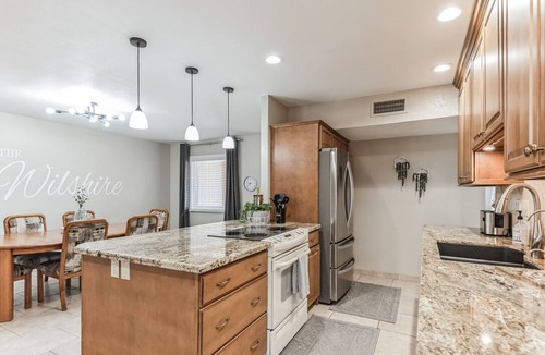 Village Grove House | Old Town Scottsdale Private Spa 3BR/3BA Retreat w/2 Master Suites