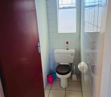 Newcastle Bed & Breakfast | Oolele BnB Newcastle