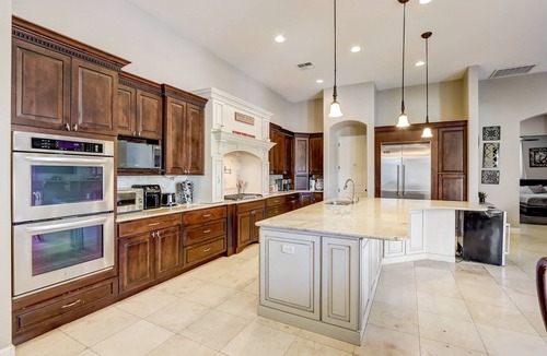 Peoria House | Opulence House:Pool/SPA,TennisCrt,PickleBll,BasketHop,PingPng,Billiard,Shufflbrd