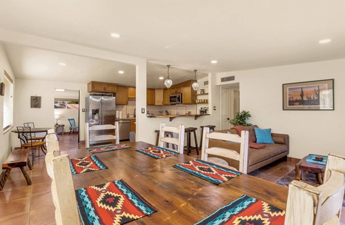 Peter Howell House | Our Private Oasis. Upscale, Pet Friendly, Pool Heat Available