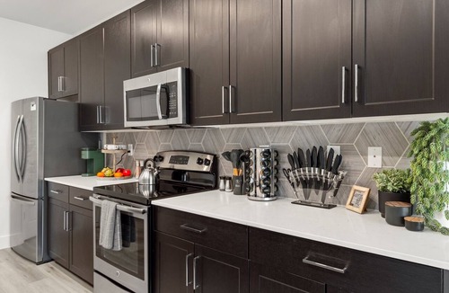 Desert View Village Condo | Outdoor Games Heated Pool Close to Golf & Shops