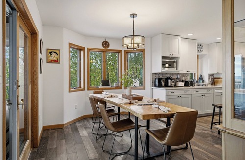 Jonas House | Panoramic Views + Stargazing + Game Room | Near Hickory Run & Ski | Stone Ridge