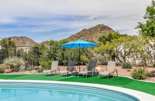Paradise Valley House | Paradise Valley Home w/ Pool, Stunning Mountain Views, Basketball Court