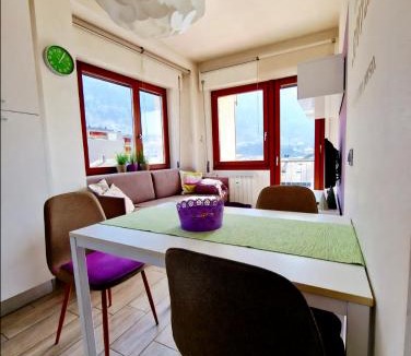 Madonna di Tirano Apartment | PASSENGERS STOP - ONE MINUTE TRAINS STATIONS - Tirano center