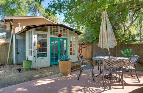 Patagonia House | Patagonia Cottage w/Patio & Yard: Walk to Town!