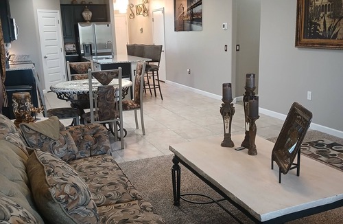 Estrella Mountain Ranch House | Peaceful home in Estrella Mountains with beautiful lake for walking
