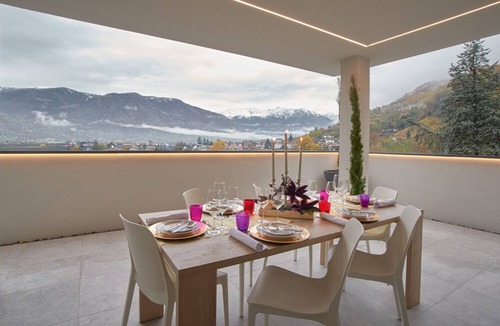 Postal Apartment | Penthouse & Garden "I CIPRESSI"