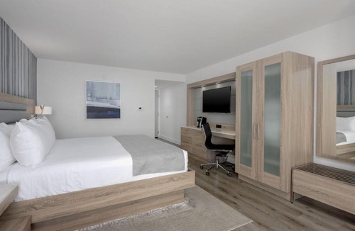 Orange Beach Hotel | Perdido Beach Resort