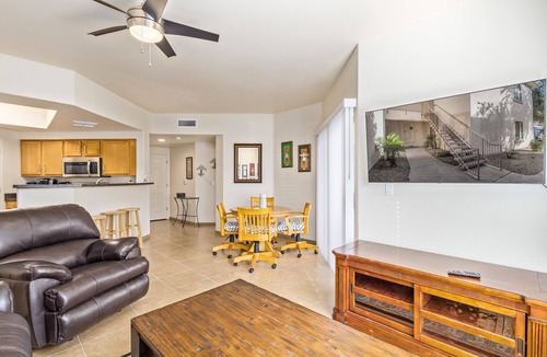 Maryvale Condo | Pet Friendly! 2 KING Beds, Heated Community Pool! 3 miles from Cardinal Stadium!