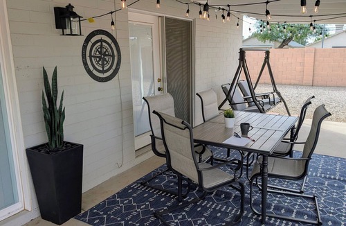 Mira Mesa House | Pet-Friendly 2BR Retreat King Suite Pool & Hot Tub Access Workspace