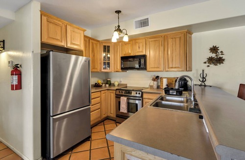 Nogales Villa | Pet-Friendly Casa Luna BBQ, Fire Pit & Pool