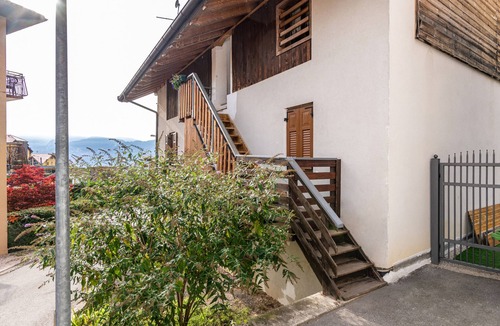 Susa Apartment | Pet-Friendly Holiday Apartment Casa Relax with Lake View & Wi-Fi