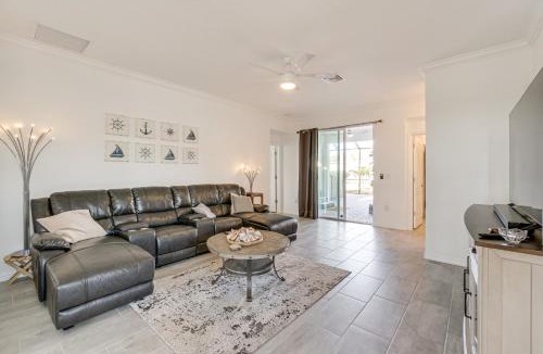 South Gulf Cove House | Pet-Friendly Port Charlotte Home w/Pond Views!