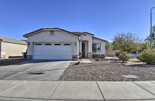 South Mountain House | Pet-Friendly Retreat ~ 6 Mi to Downtown Phoenix!