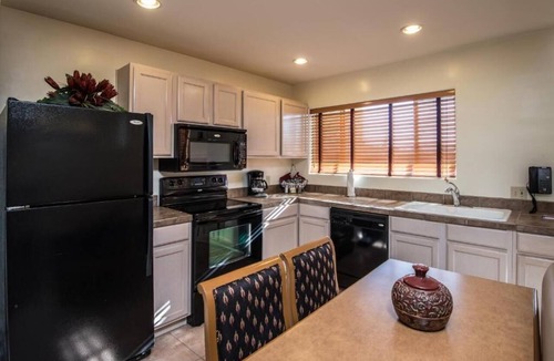 Village Vista Condo | Pet-Friendly Villa in Cave Creek w/Spa Patio