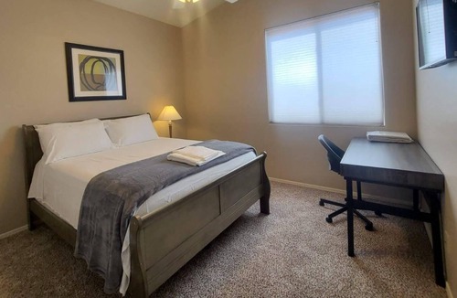 South Mountain House | Phoenix, Close to Airport and Downtown 4 Bedroom House