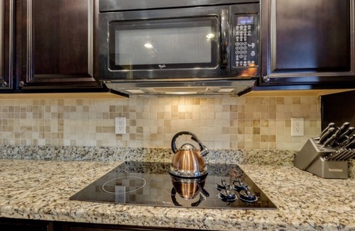San Tan Valley House | Piece of Paradise brings peace home.