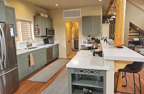 Pinetop House | Pinetop, Arizona 4 bdrm Beauty. Updated and cozy.