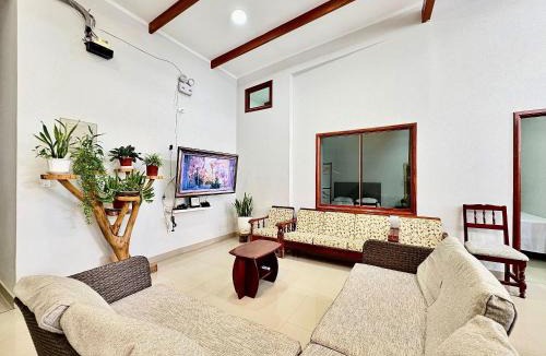 La Banda de Shilcayo House | Piscina Privada Casa a 5Min centro 3HAB con A/C