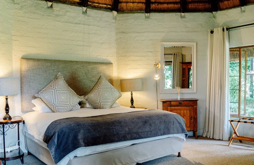 uMngeni House | Pleasant Places by Sanaandi