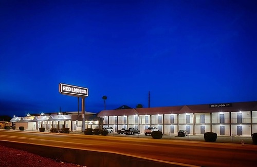 Downtown Tucson Hotel | Pleasant Stay, Convenient Location! Free Parking, Onsite Outdoor Pool