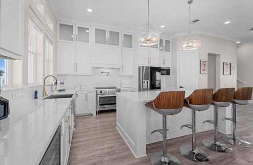 Red Fish Cove House | Pointe West 5BR Bayfront | Sleeps 15 | Mins to Beach