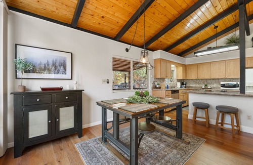 Groom Creek Apartment | Ponderosa Hideaway 4-br Cabin Mtn View Trails Brbq