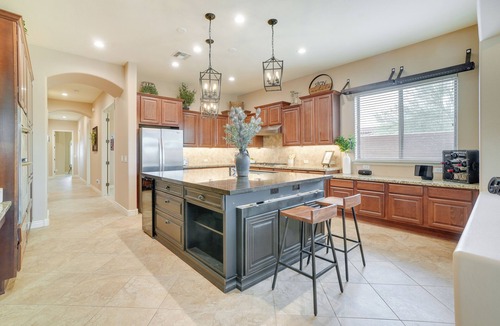 Estrella Mountain Ranch House | Pool, Hot Tub & Putting Green: Estrella Mtn 4BR