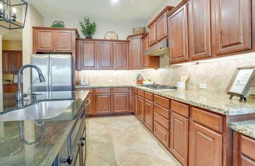 Estrella Mountain Ranch House | Pool, Hot Tub & Putting Green: Estrella Mtn 4BR