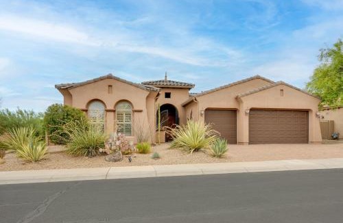 Estrella Mountain Ranch House | Pool, Hot Tub & Putting Green: Estrella Mtn 4BR