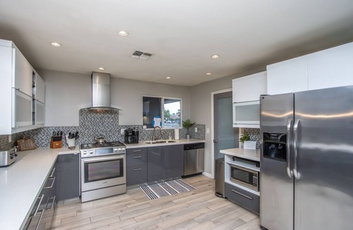 South Scottsdale House | Pool-HotTub-Wi-fi-3 miles From Old Town-AC-Firepit