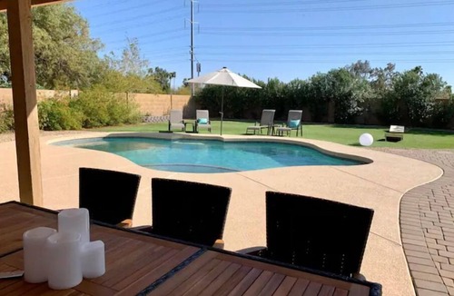 McDowell Ranchos House | Pool Paradise! New heated pool- Outdoor living- bar+tv+fire pit- Central Loc!