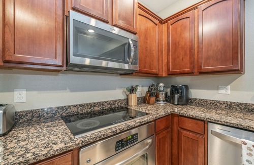 Estrella Mountain Ranch House | Pool & Patio: Family-Friendly Goodyear Home!