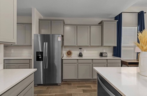 Maricopa House | Popular Maricopa Dream Home! Pets stay for free!