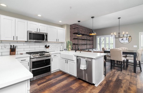 North Scottsdale Condo | Premier Gated Luxury 2BR + Office | Mountain Views